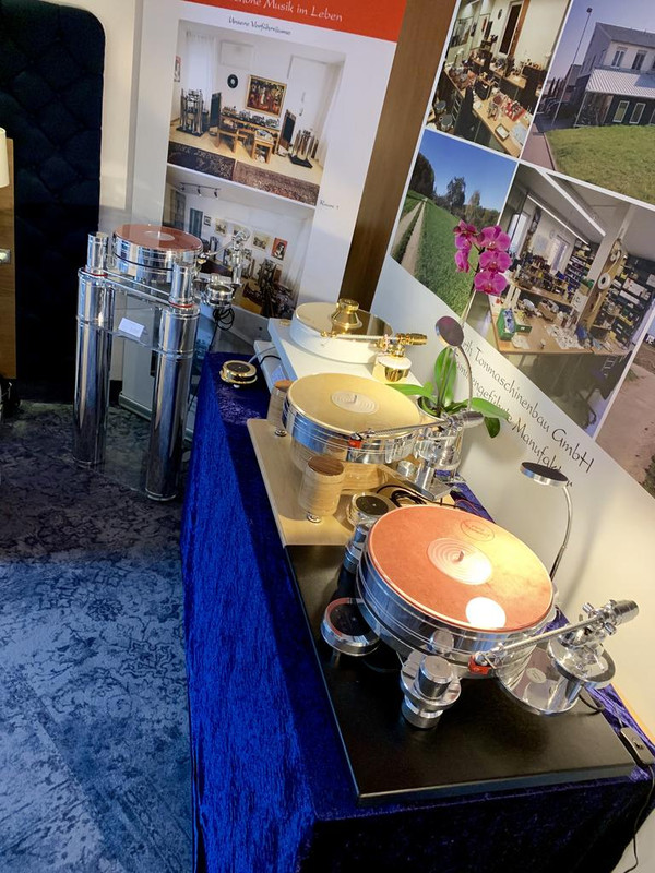 0306014A-6A02-4C9A-A2AF-62A2A926A165