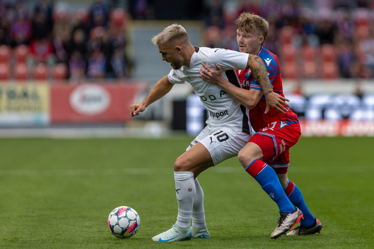 Boleslav vs Plzen, 22h59 ngày 19/08