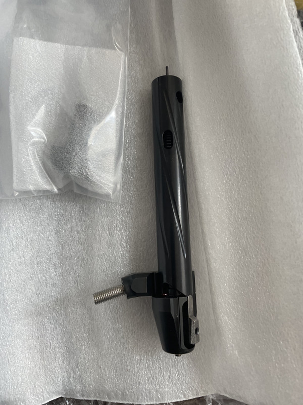 B8766E3A-6179-4ADE-A5C1-8B552A6D3899