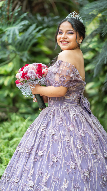 Detalle de quinceaños: accesorios y atmósfera