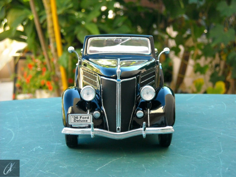 Ford Model 68 DeLuxe Convertible (1)