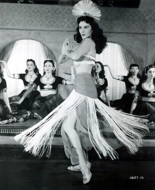 rhonda_fleming_b77