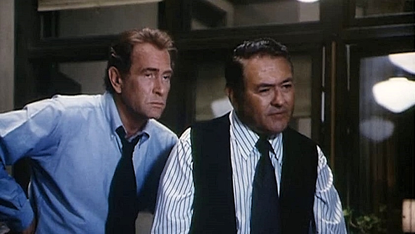 SIMON-OAKLAND-KOLCHAK-1-A-FOTOR.jpg