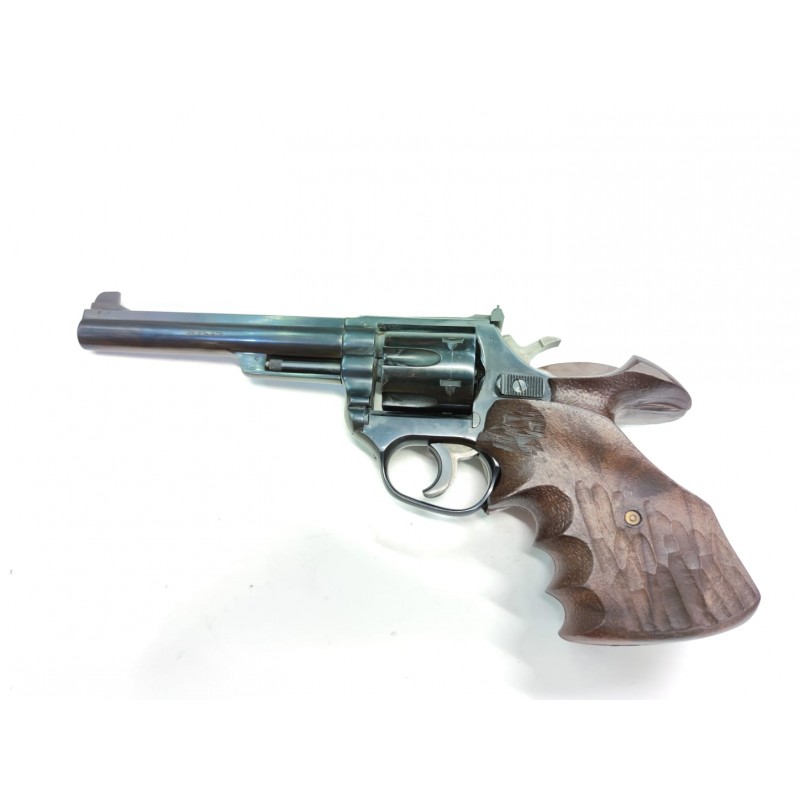 revolver-astra-match