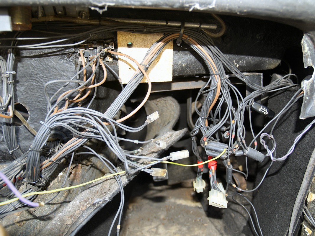 TVR wiring black