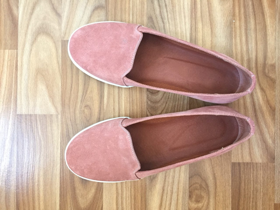 photo5325638565641693810