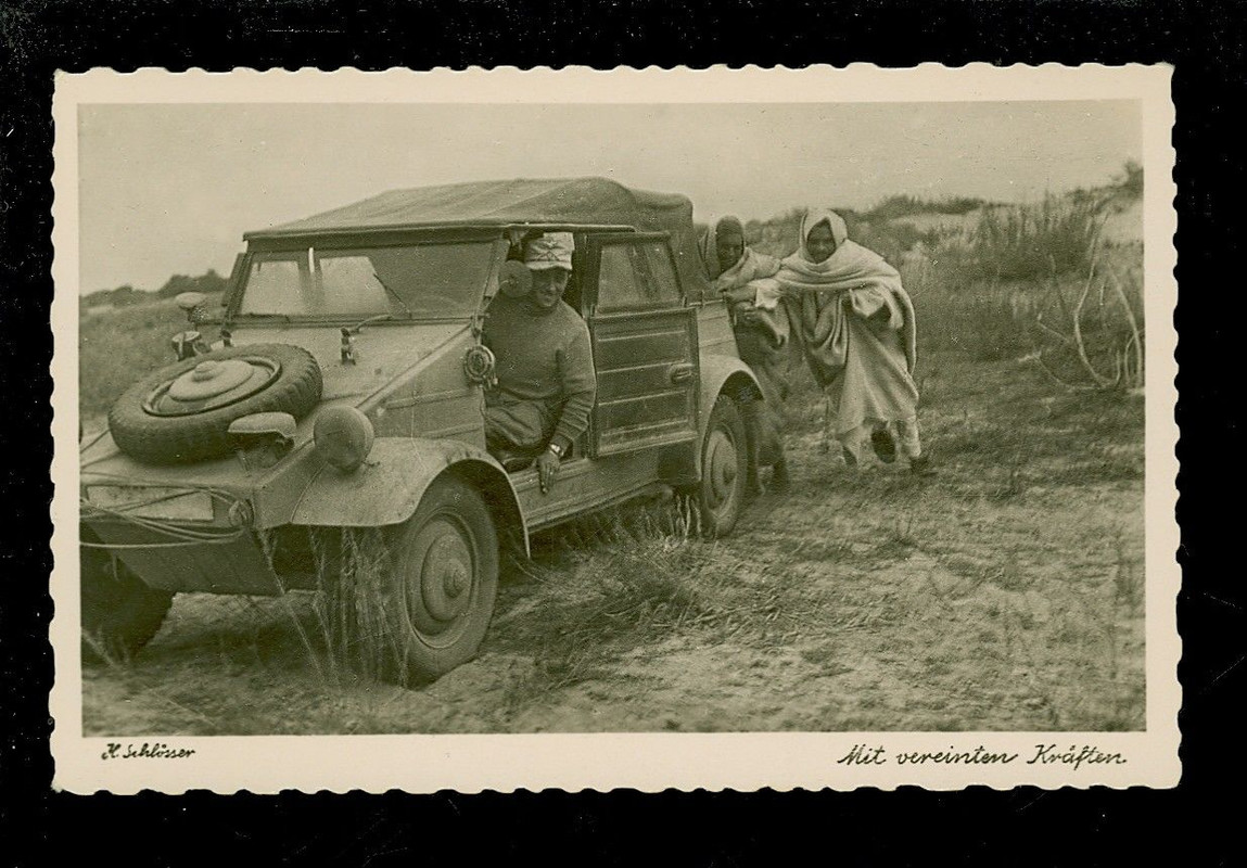 Foto Kübelwagen in Wüste Nordafrika Araber schieben 2.WK