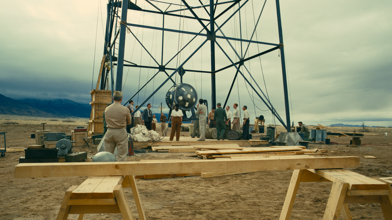 mpv-shot_Oppenheimer.2023.2160p.UHD.BDREMUX.HDR.DV.HEVC.HYBRID-Нечипорук_01_45_26_0018