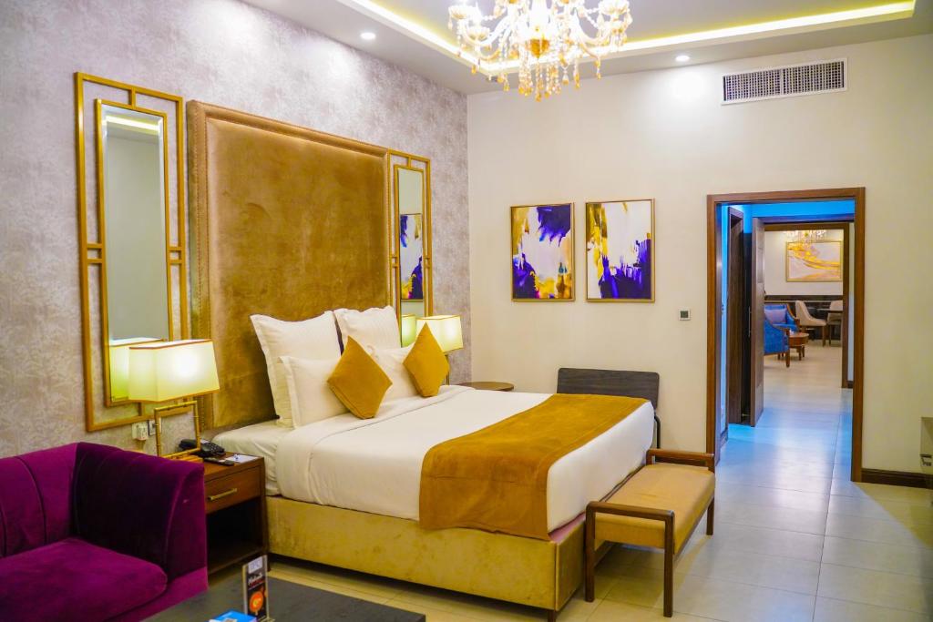IFQ Hotel & Resort