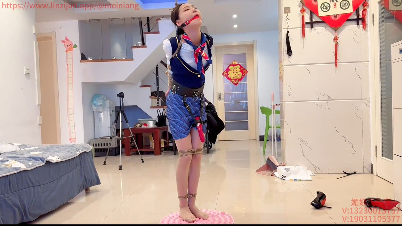 媚娘原创 老虎凳痛苦刑罚.mp4_20250131_185446.851