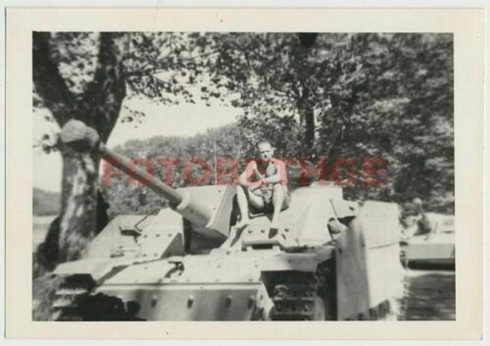 Sturmgeschütz 40 Ausf. F mit Seitenschürze Ostfront
