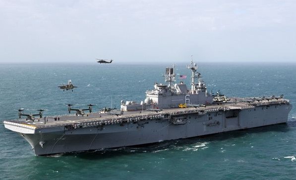 america-class-amphibious-assault-ship.jp