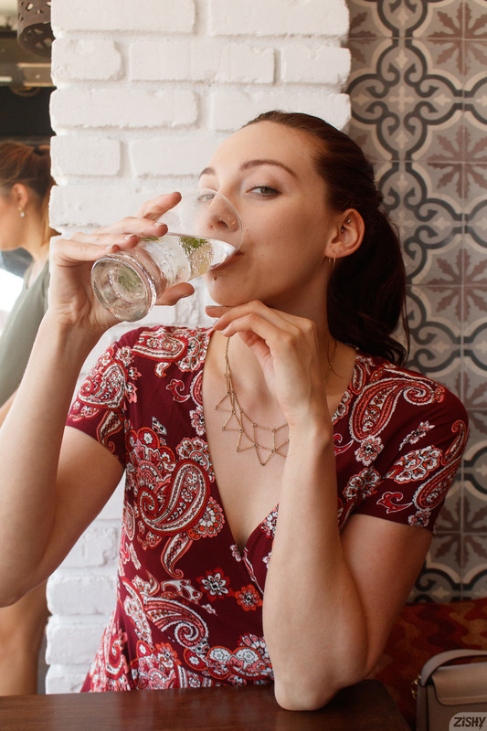 full_002_1140381214090175