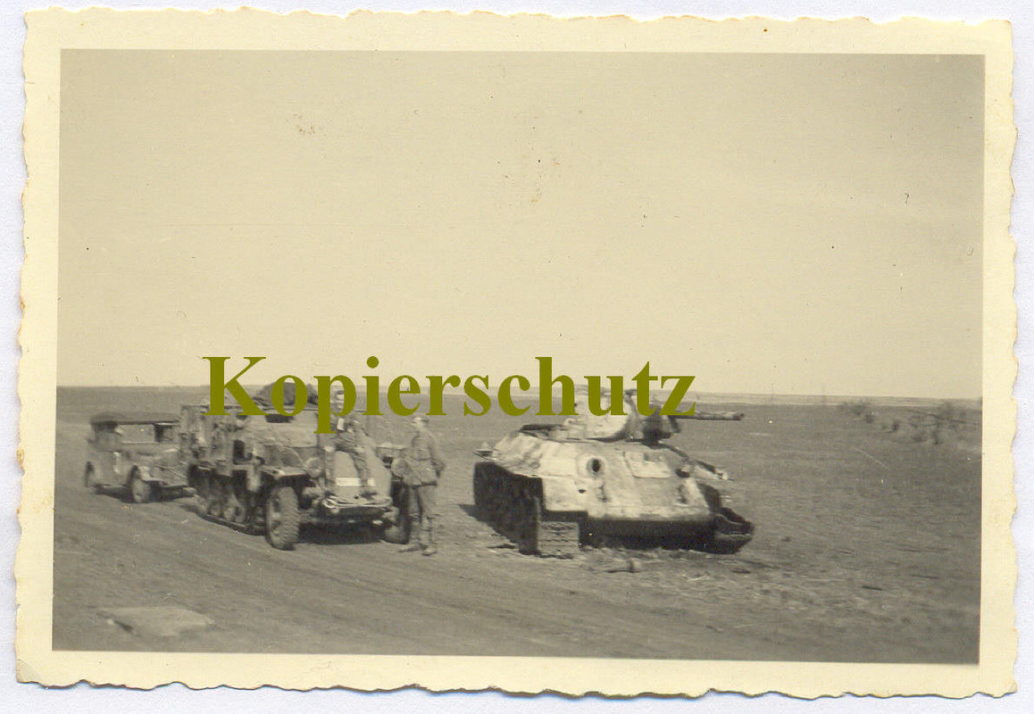 Halbkette Schützenpanzerwagen SPw mit Panzer Beu