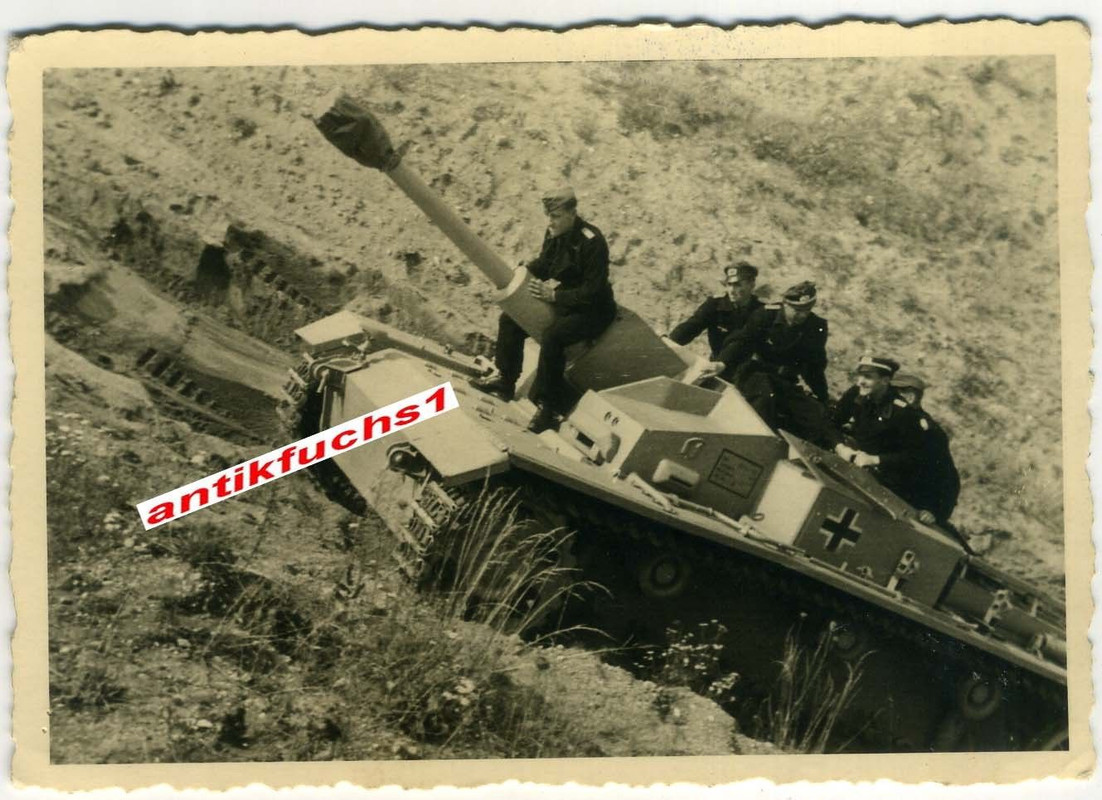 Panzer-Sturmgeschütz lang 1943 bei Erprobungsfah