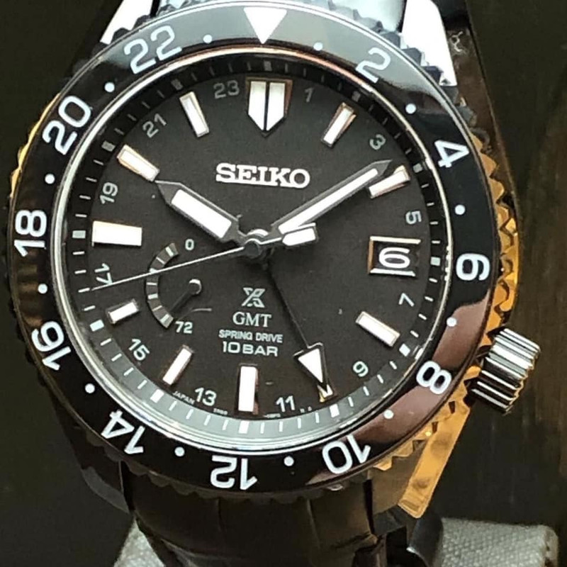 3054E0A3-35D6-40FF-A2A9-771F6FA1A735