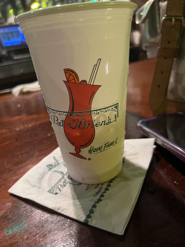 FFB78E29-0201-4948-918B-78DEBD6E0B62