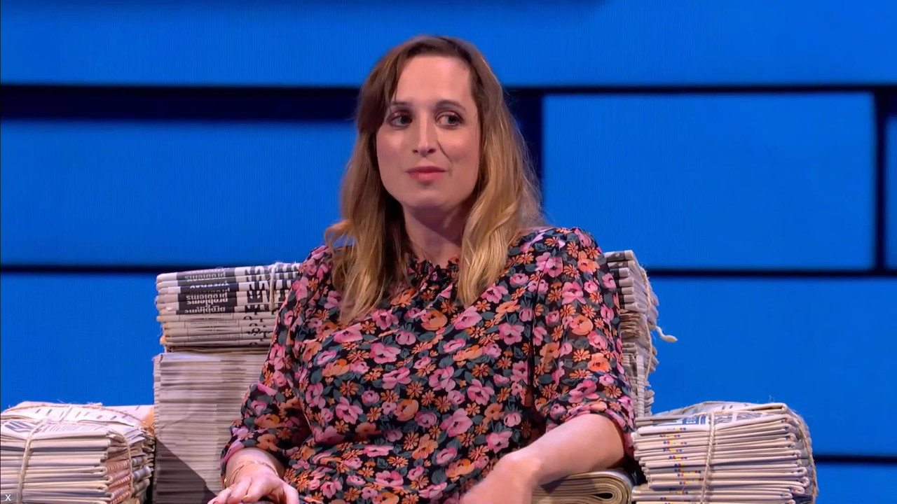 Isy Suttie 171021.mp4_snapshot_06.24_[2021.10.17_03.05.02]