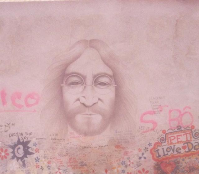 Praga: ed. danzante, Josefov, plaza ciudad vieja, puente Carlos e Isla Kampa - Viena - Bratislava - Praga (26)