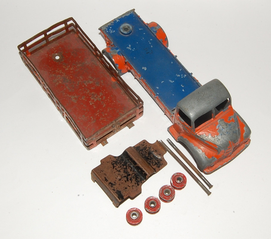 Dinky 417 Leyland Comet - 8