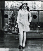 claudine-auger-mb33