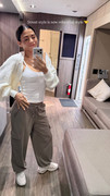 Jenna-Dewan-White-Tank-Sweater-Pokies-Selfie