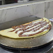 Crepe Prestígio com chocolate e coco
