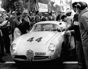  1960 International Championship for Makes - Page 2 60tf44-ARGiulietta-SV-De-Leonibus-Perioglio