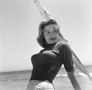Elaine-Stewart-b04