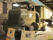 Американский седельный тягач Autocar U-7144-T, военный музей. Оверлоон Autocar-Overloon-002