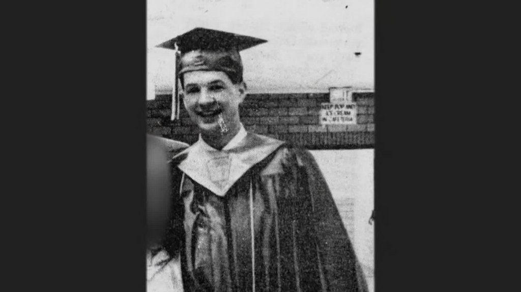 [Image: cn1fz9j74abn.jpg]