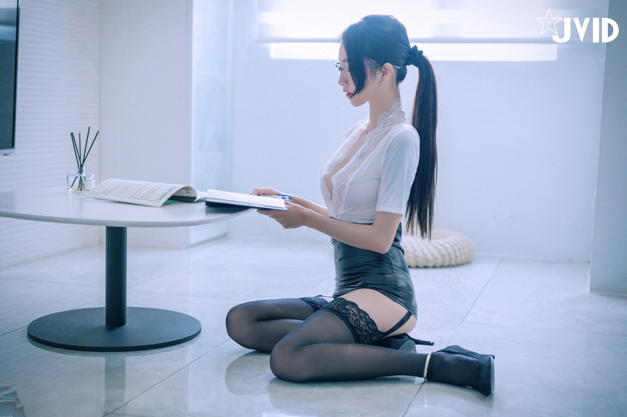 jvid 飘 飘《性感保险业务员》写真作品欣赏，较为性感的风格插图9