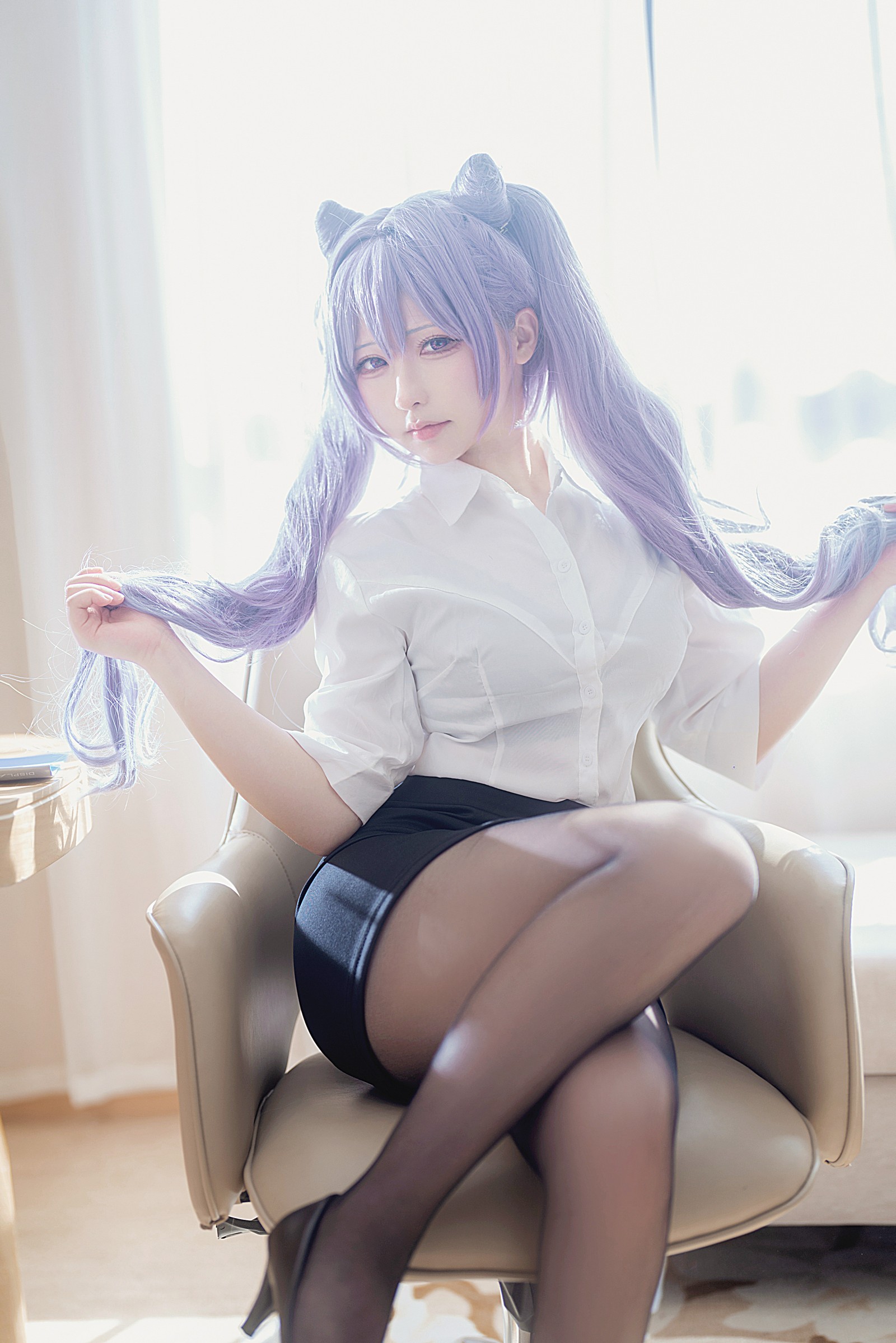 樱梨梨 刻晴 秘书 Cosplay 写真集｜原神角色高清摄影（23P｜75MB）插图3