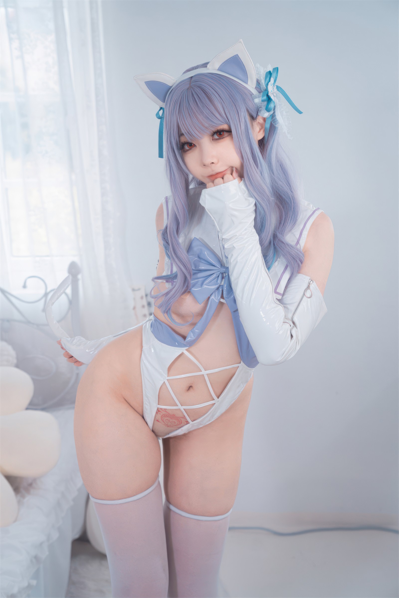 安食Ajiki 白猫猫写真集 – 可爱萌妹高清COS图 [48P-267M]插图2