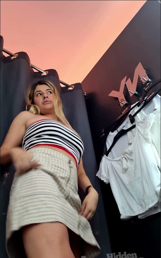 [Image: Voyeur43345132208.jpg]