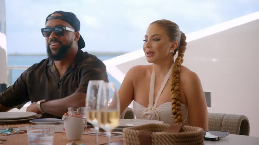 [Image: kn2b8omxet21.jpg]