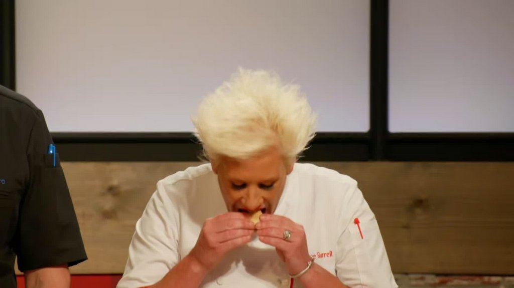 [Image: oeyk5uf07fo2.jpg]