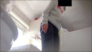 [Image: Voyeur17295094455.jpg]