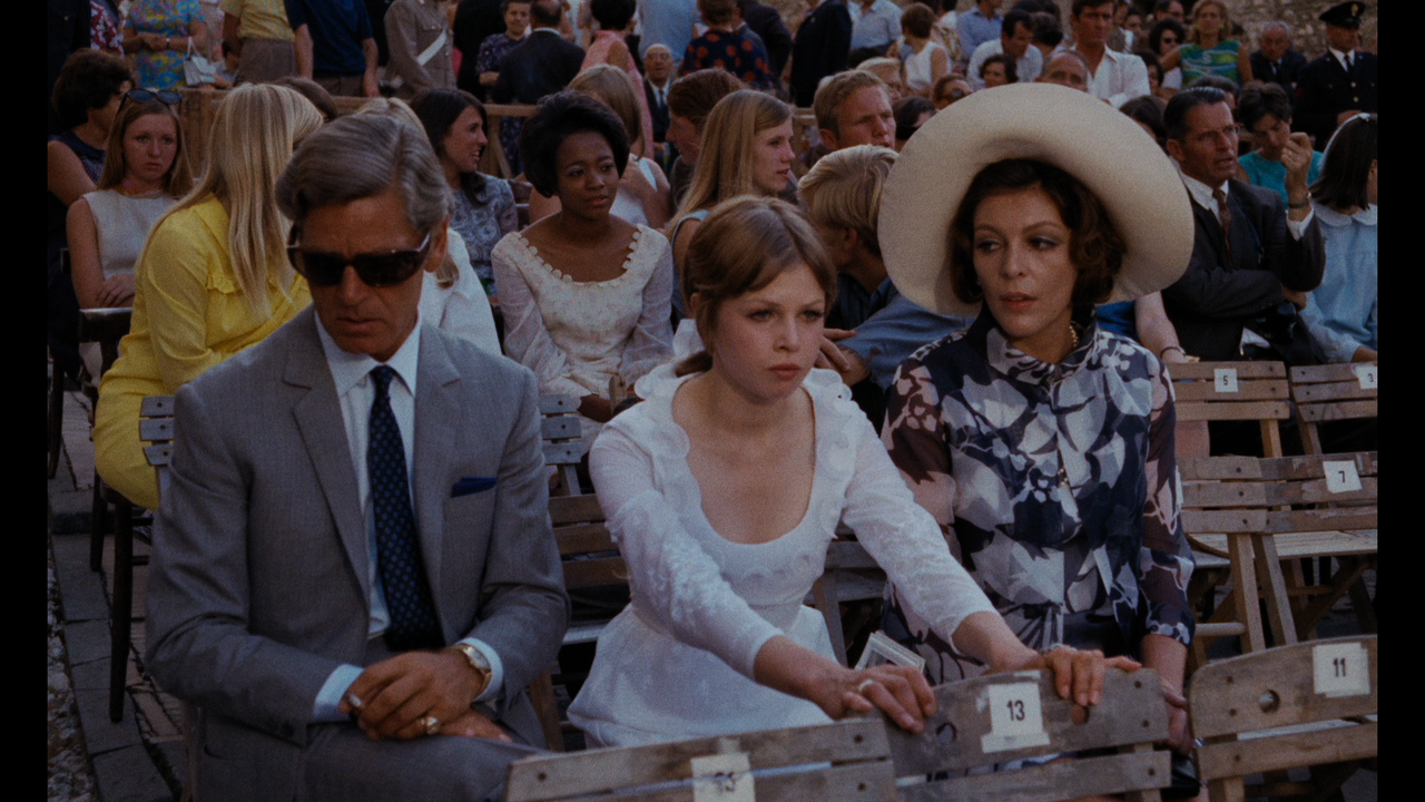 Haeschen.in.der.Grube.Rabbit.in.the.Pit.1969.2160p.UHD.BDREMUX.HDR.DV.HEVC-Нечипорук.mkv_snapshot_01