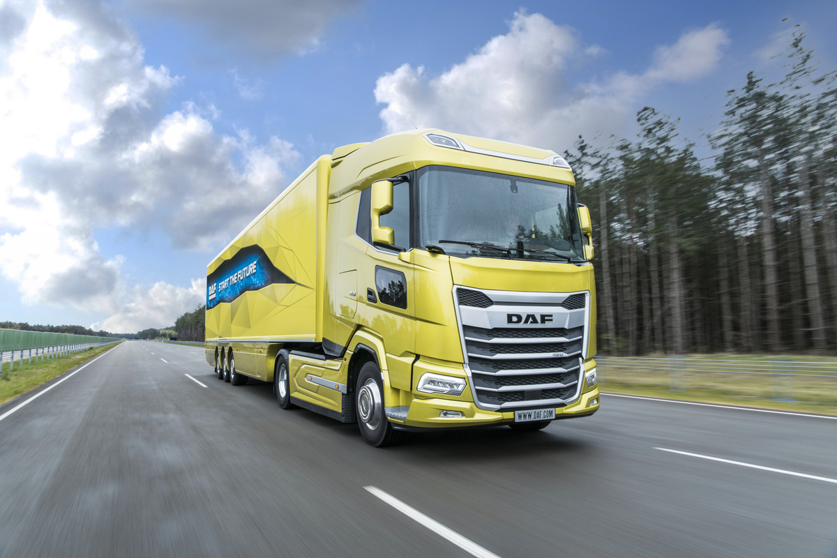 01-New-Generation-DAF-XG-truck-is-textbook-example-of-great-aerodynamics.jpg