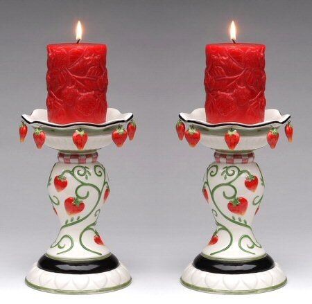 red-pillar-candles.jpg