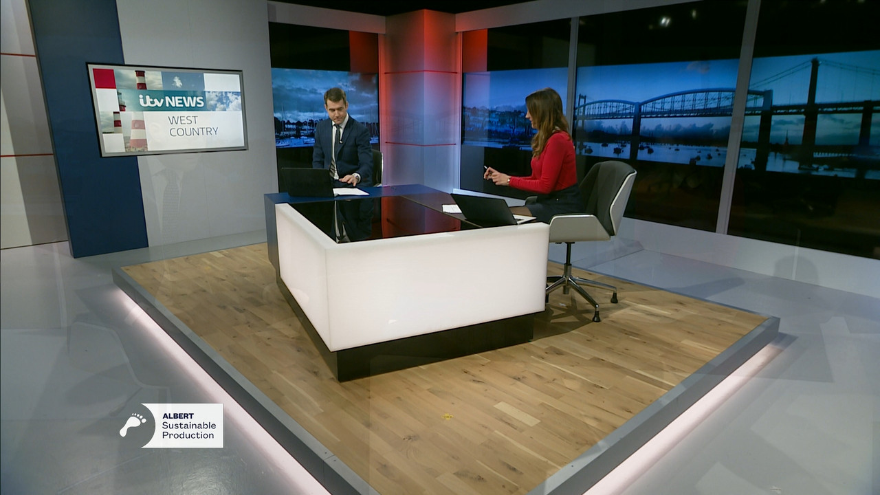 12.10 - 18.00.00 - ITV News London. The latest news in London and the..._001.ts_snapshot_00.49.743