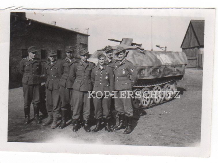 Fotos Schützen - Panzer Sonder KFZ 251 Tarnanstr