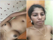 Cute Telugu Girl Shows her Boobs