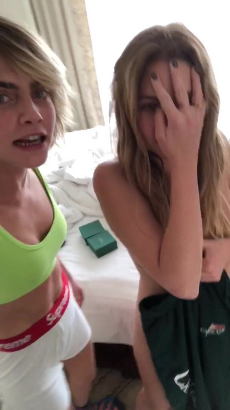 Ashley-Benson-Nude-9