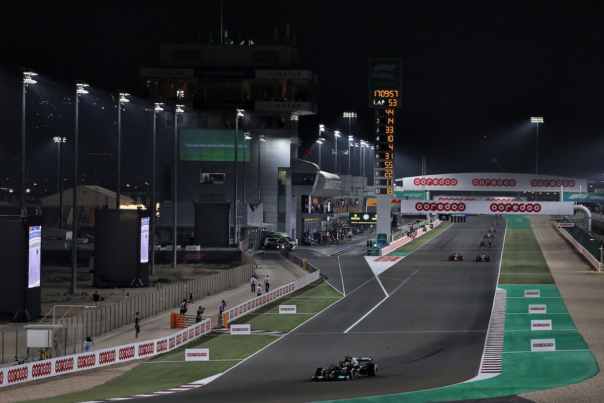 [Imagen: f1-gp-qatar-gara-domenica-32.jpg]