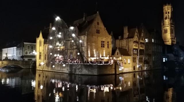 Brujas, Muelle del Rosario, Molinos, Mercado de Navidad etc - Bruselas, Gante y Brujas. Navidad 2018 (43)