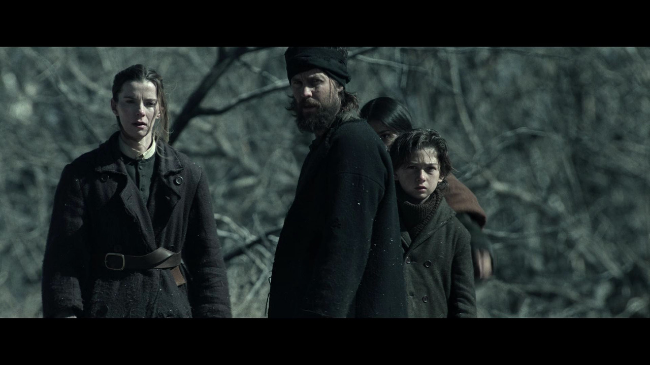 American.Primeval.S01E03.1080p.NF.WEB-DL.H_00_13_28_00_80