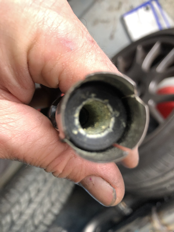 B578A292-C01D-430C-B230-87643FAA9C6B