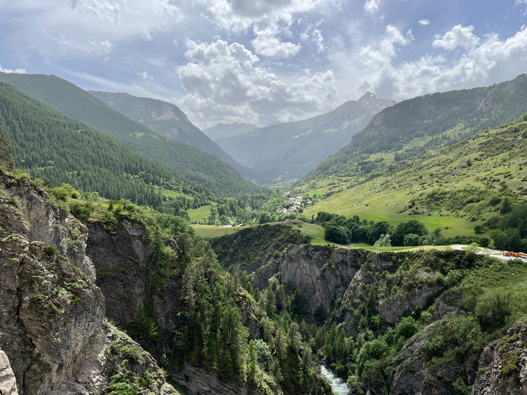 9F58116C-2E15-48F7-A04B-B0CEA34F8750